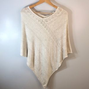 Cleo Lightweight Poncho Size S/M